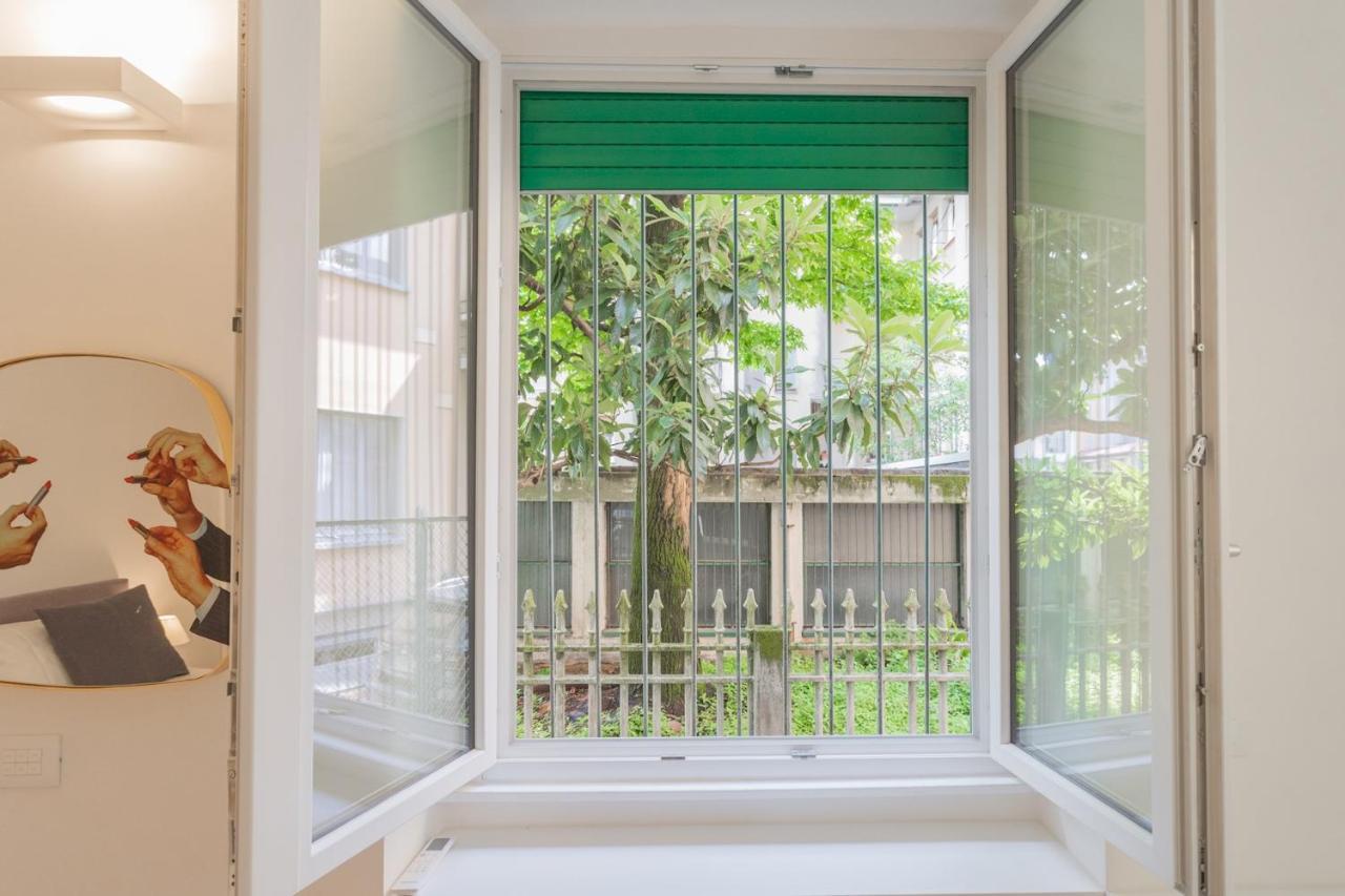 A Step From The Lake Apartment By Rent All Como Buitenkant foto
